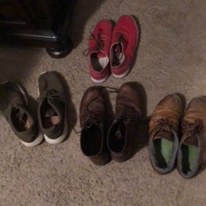 Green roshes red wings and 2 other pairs of shoes